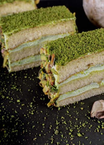 95   طاولة وسفري 75