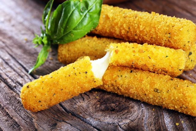 Mozzarella sticks