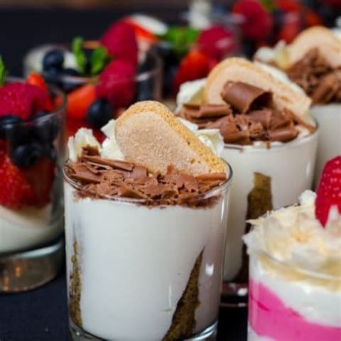Gold dessert cup (trifle)